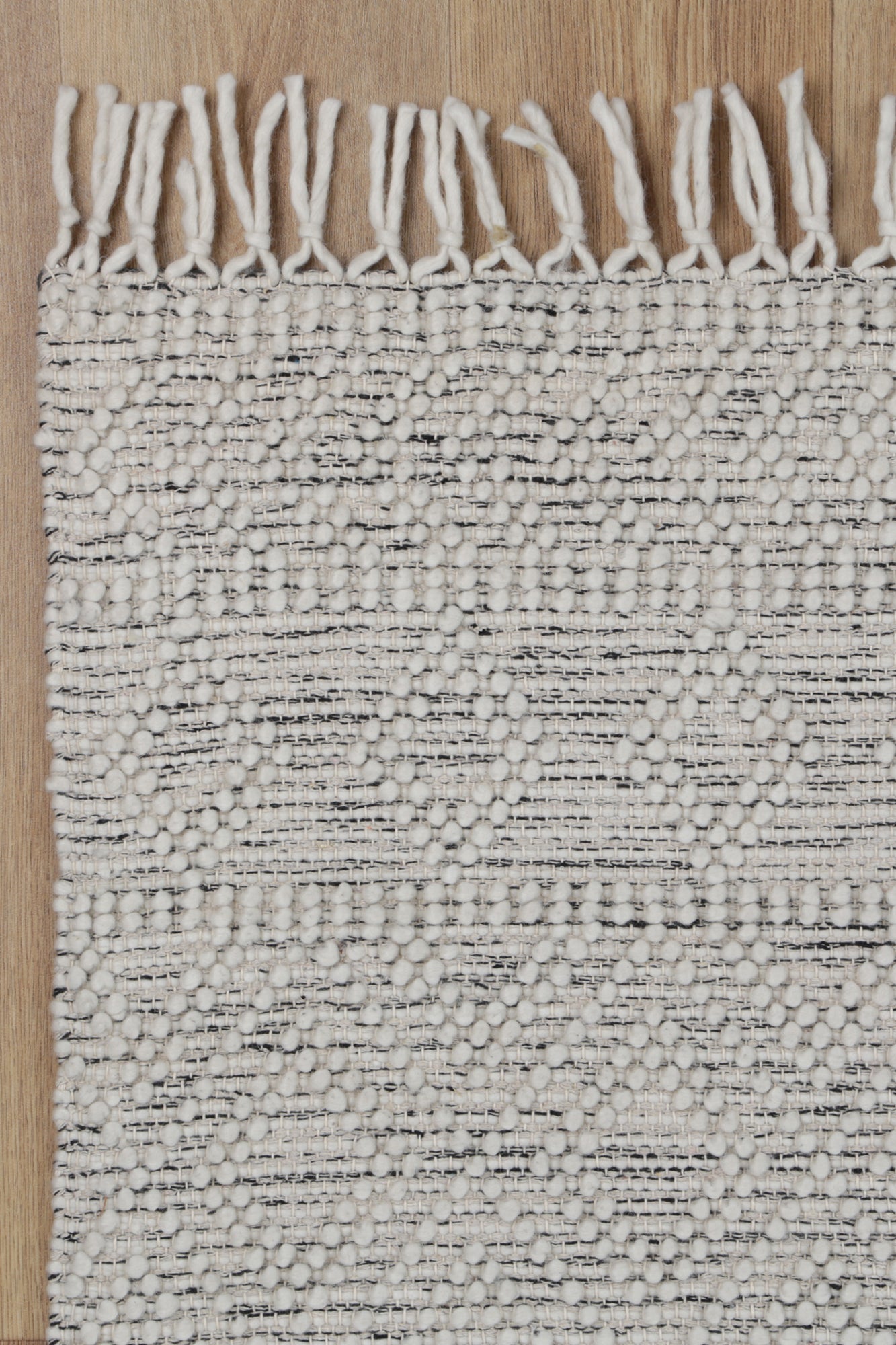 White & Black Rug – Clean Geometric Pattern