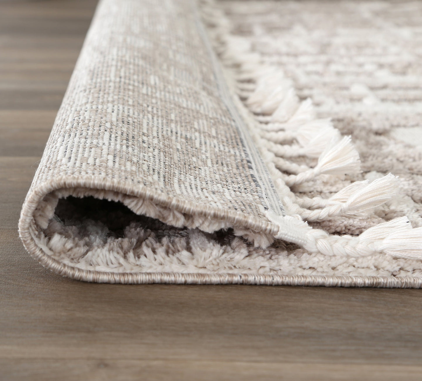 Bilbao Kubra Contemporary Beige Rug in a room setting