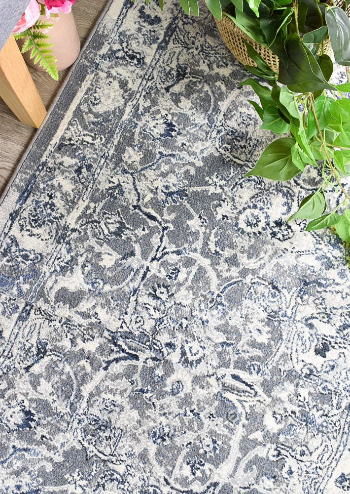 Oxford Rug 63392-7646 In Blue & White : Runner Rug