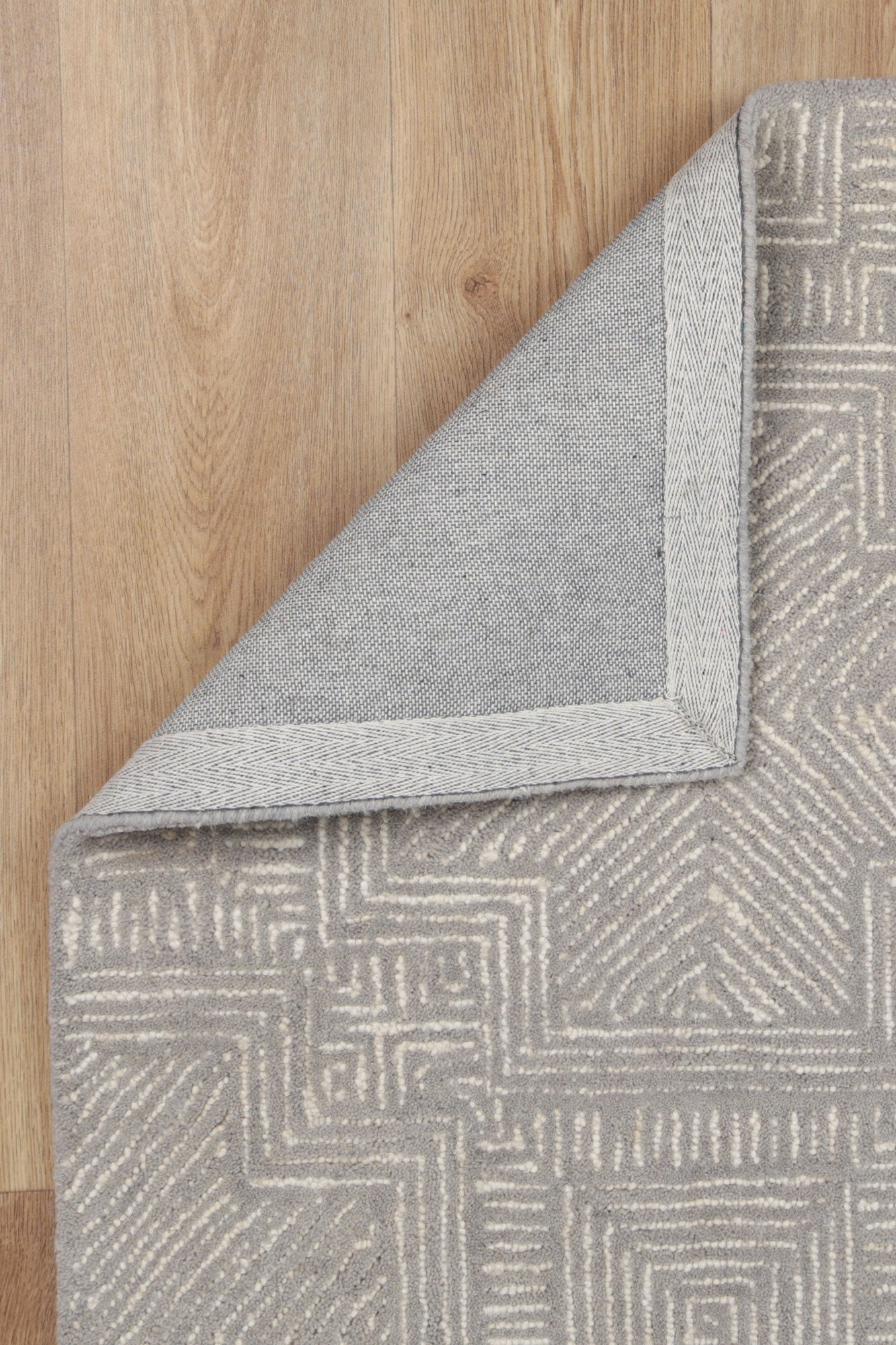 Posy Labyrinth 09C Grey Wool Rug