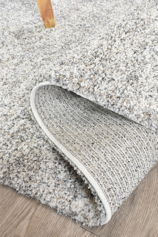 Alpha Shaggy Mountain In Grey Rug