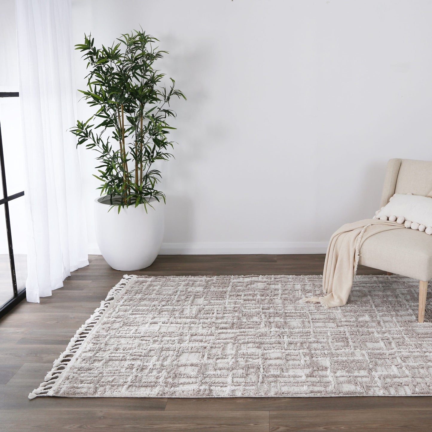 Bilbao Kubra Contemporary in Beige Rug