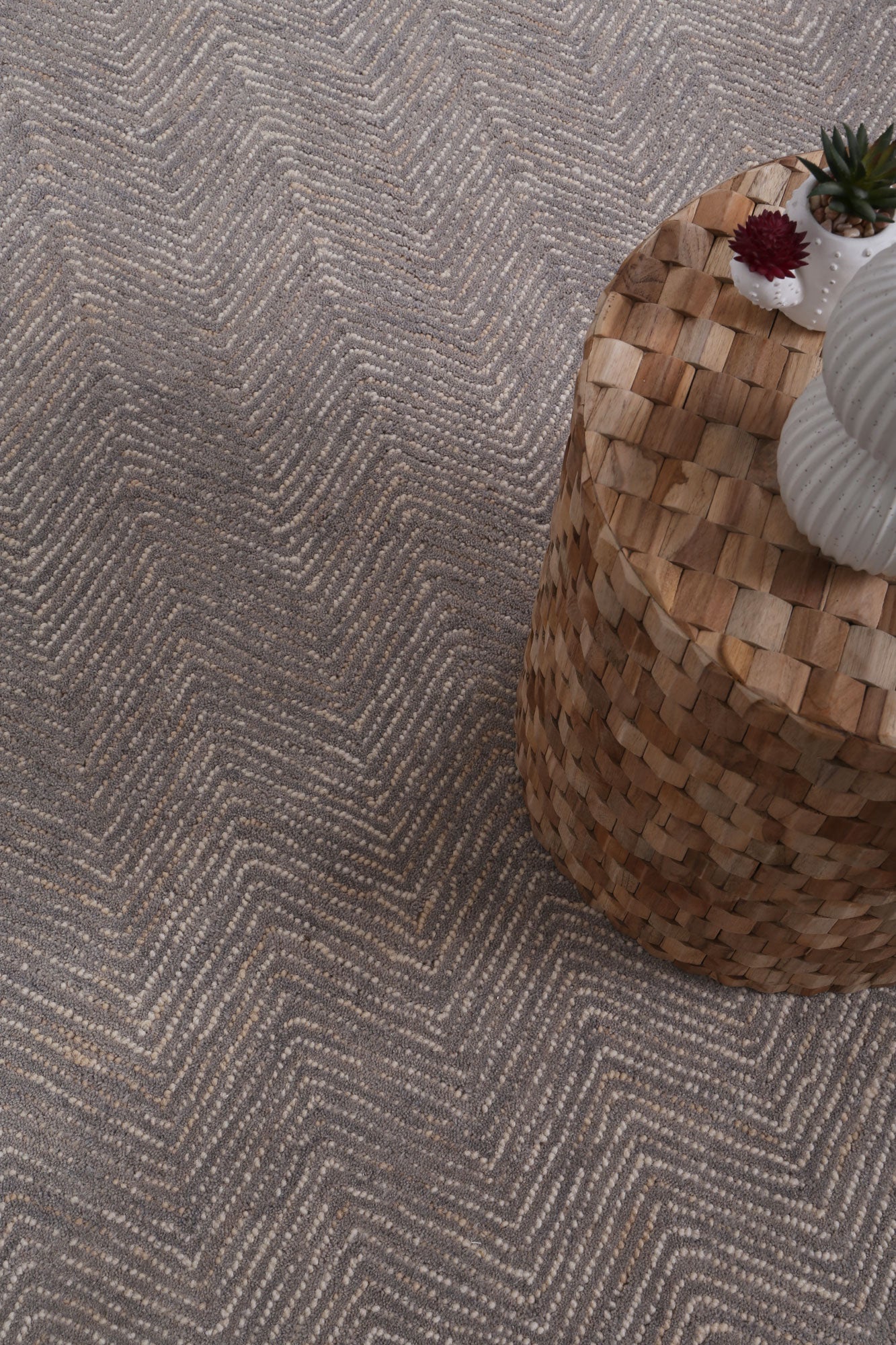 Posy Chevron 11B Ash Rug Wool Rug