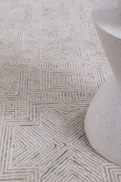 Posy Labyrinth  09B Grey Wool Rug