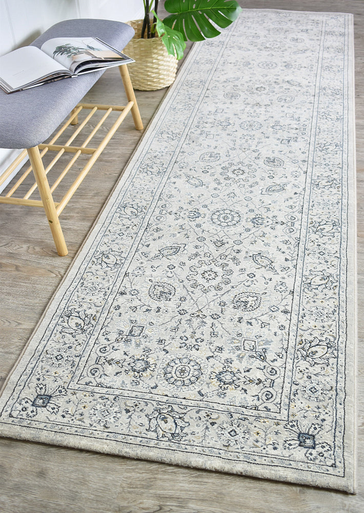 Charter 57125-9696 In White : Runner Rug